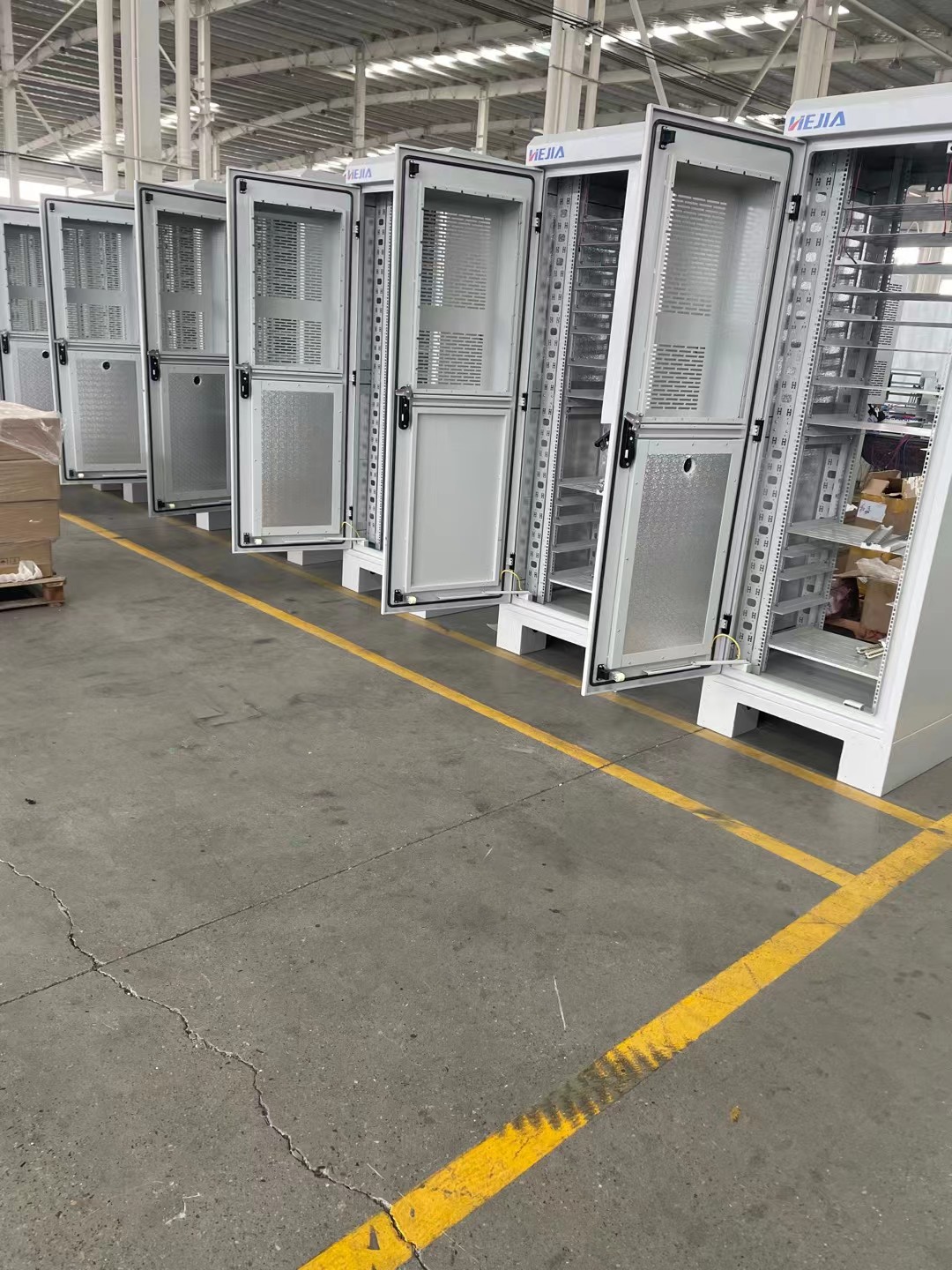 惠州市钣金加工机箱 - 方案